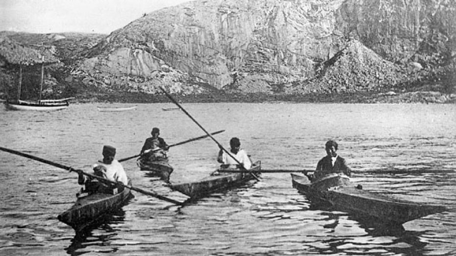 A Little History of Greenland Paddle | Gearlab Outdoors